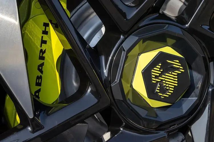 4043613 207kW Competizione 54kWh 5dr Auto