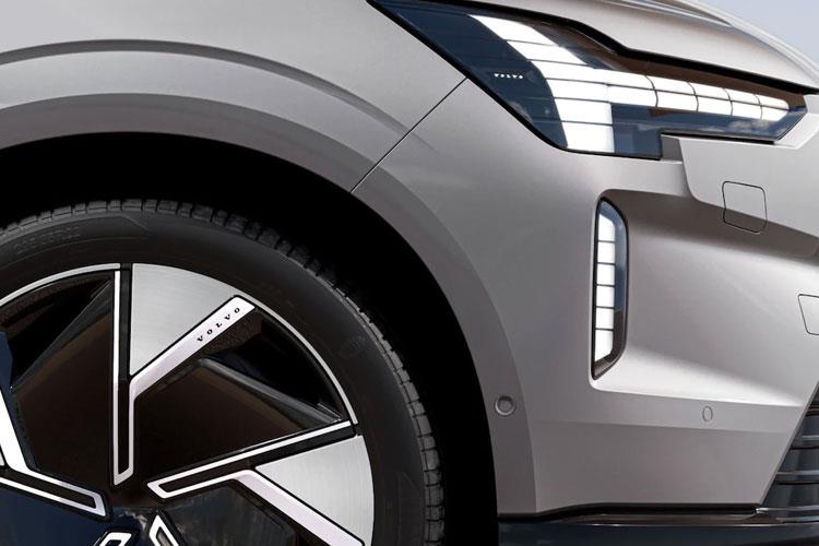 4074820 245kW Single Motor Core 92kWh 5dr Auto